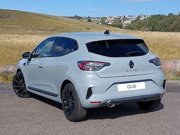 Used Renault Clio 2025 for sale - 75882179: Photo