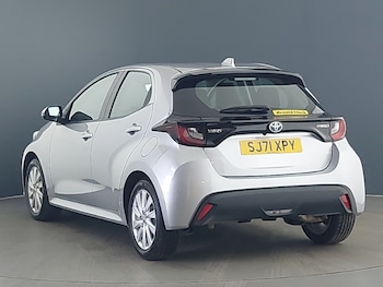 Used Toyota Yaris 2021 for sale - 78290415: Photo