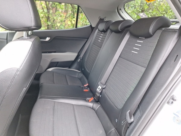 Used Kia Stonic 2022 for sale - 76204784: Photo 6