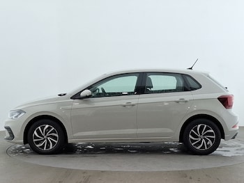 Used Volkswagen Polo 2024 for sale - 78735817: Photo