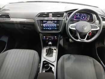 Used Volkswagen Tiguan Allspace 2024 for sale - 77343443: Photo