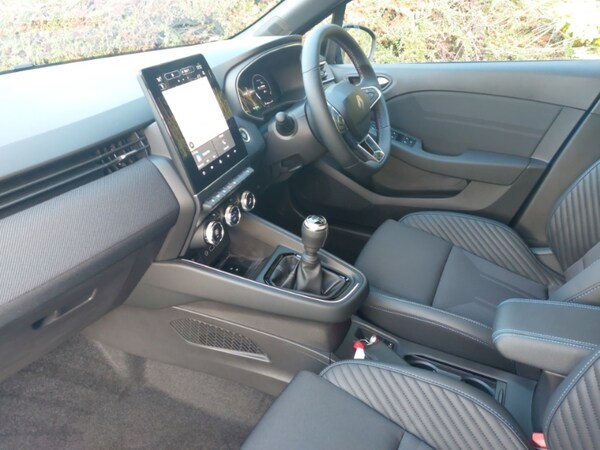 Used Renault Clio 2025 for sale - 76225638: Photo 5