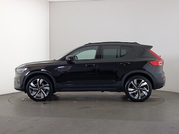 Used Volvo XC40 2025 for sale - 78410710: Photo