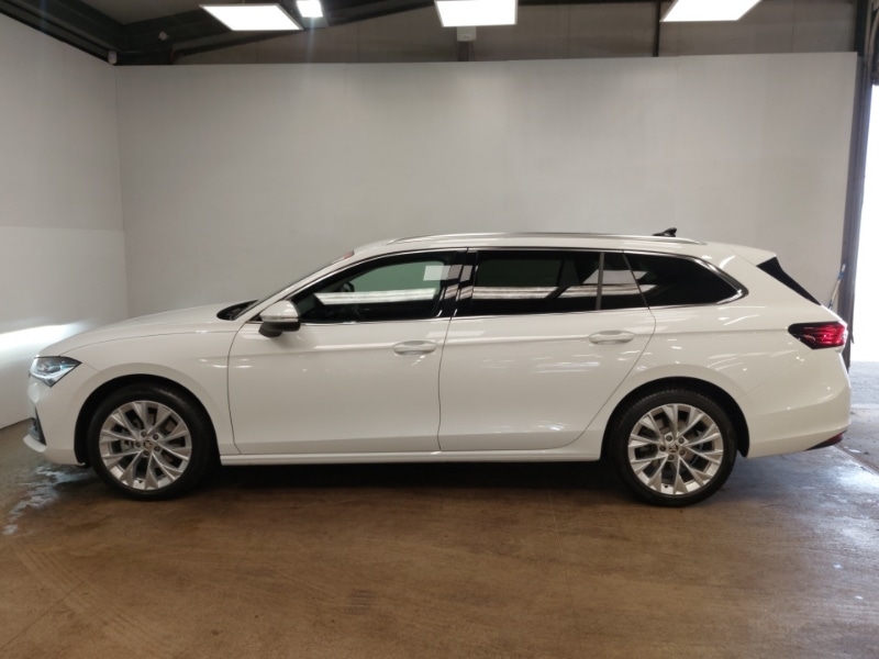 Used Skoda Superb 2024 for sale - 76353910: Photo 4