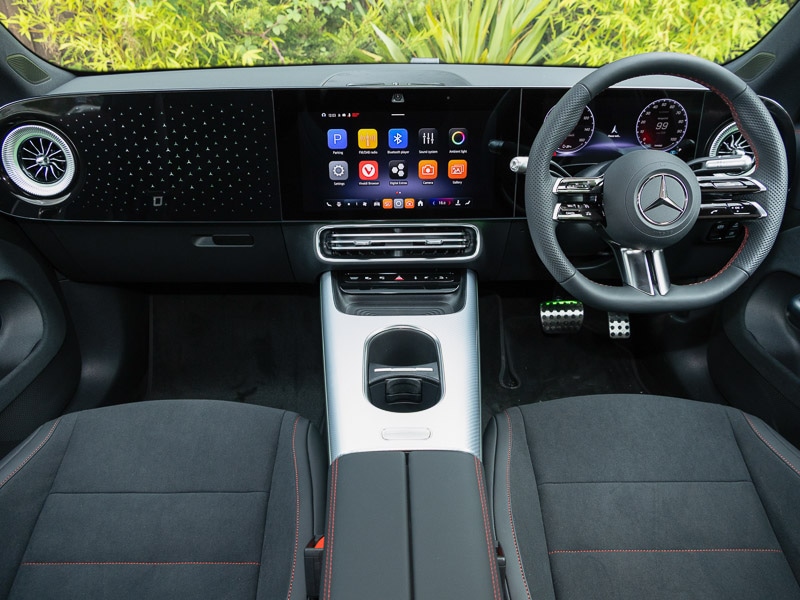 Used Mercedes-Benz CLA 2025 for sale - 76920821: Photo 2