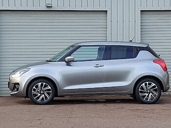 Used Suzuki Swift 2024 for sale - 77330238: Photo