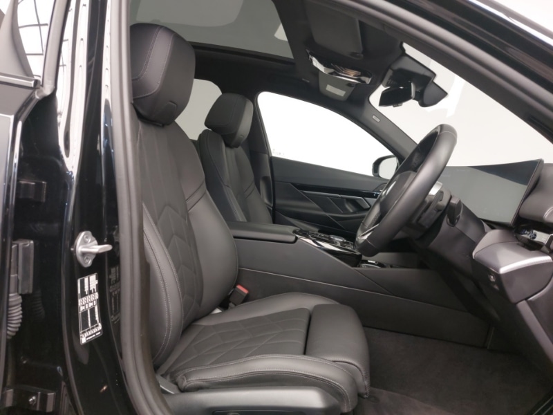 Used BMW 5 Series 2024 for sale - 76846640: Photo 11