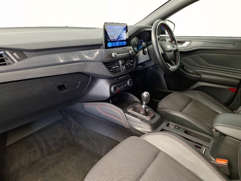 Used Ford Focus 2019 for sale - 76354037: Photo 5