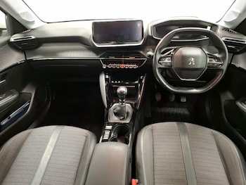 Used Peugeot 208 2020 for sale - 76233150: Photo 2