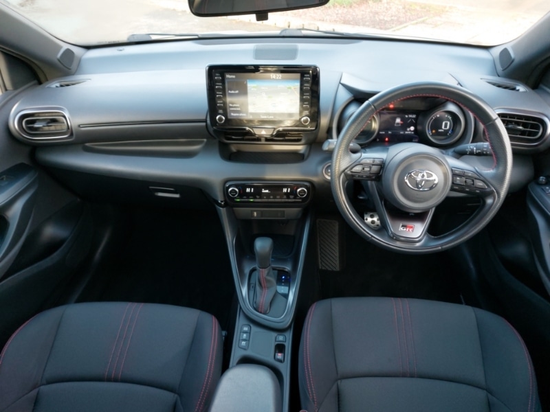 Used Toyota Yaris 2022 for sale - 76629414: Photo 2