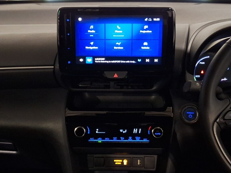 Used Toyota Yaris Cross 2022 for sale - 77024853: Photo 11