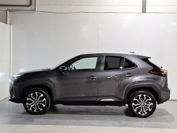 Used Toyota Yaris Cross 2022 for sale - 77024853: Photo