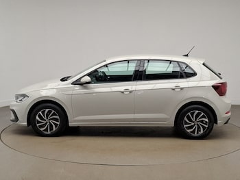 Used Volkswagen Polo 2024 for sale - 78179350: Photo