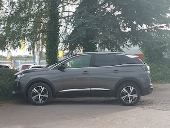 Used Peugeot 3008 2022 for sale - 76049707: Photo