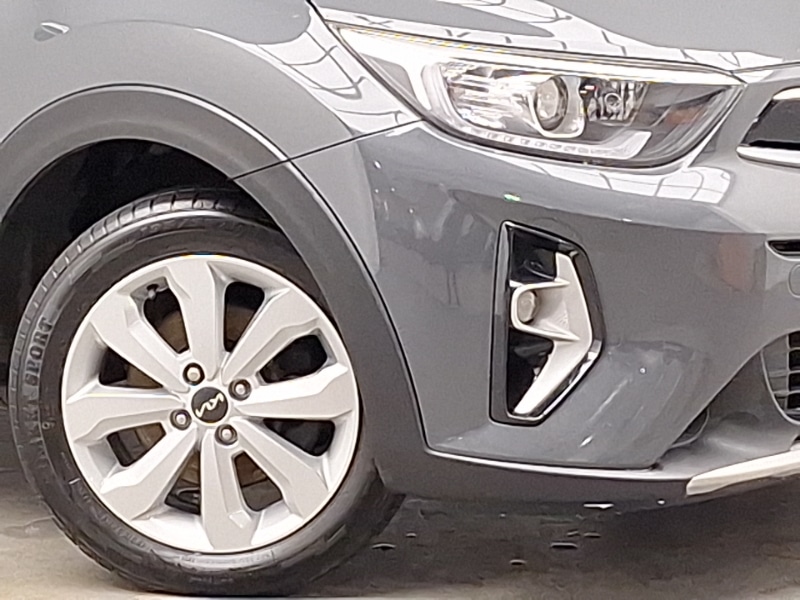 Used Kia Stonic 2023 for sale - 77752509: Photo 9