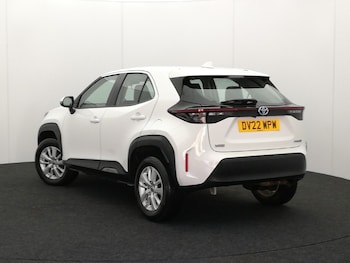Used Toyota Yaris Cross 2022 for sale - 76050824: Photo