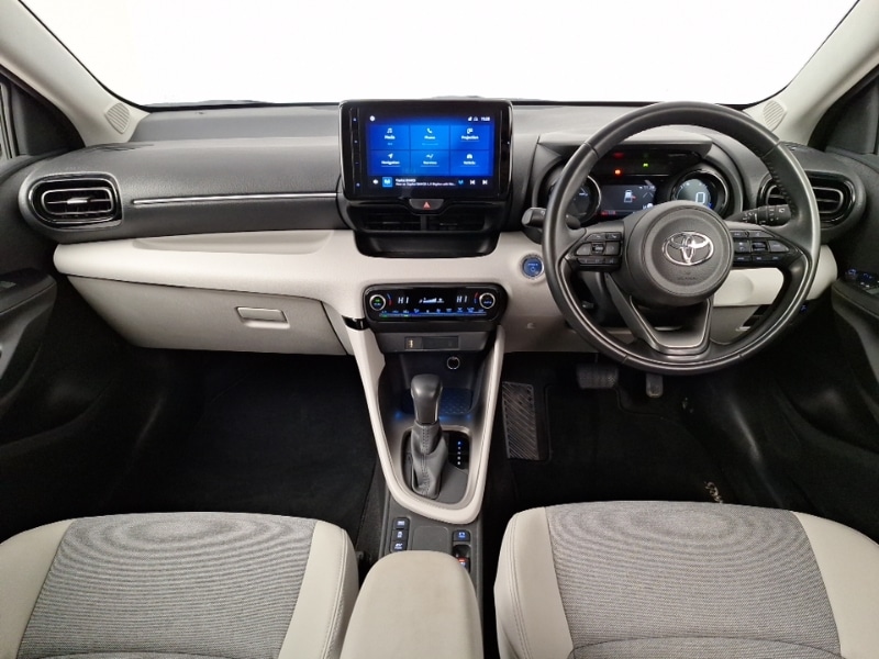 Used Toyota Yaris 2023 for sale - 77252764: Photo 2