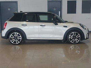 Used MINI Hatch 2024 for sale - 77877164: Photo