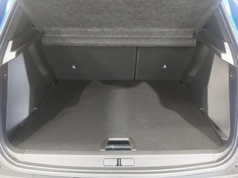 Used Peugeot 2008 2024 for sale - 76911984: Photo 8