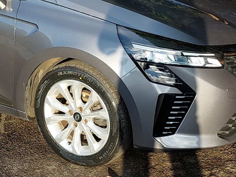 Used Renault Clio 2024 for sale - 76688462: Photo 9