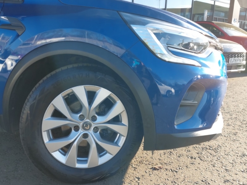Used Renault Captur 2020 for sale - 76708743: Photo 9