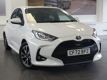 Used Toyota Yaris 2023 for sale - 78480605: Photo