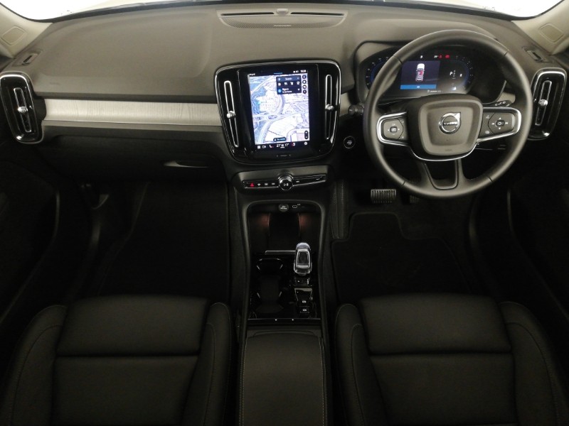 Used Volvo XC40 2024 for sale - 76567499: Photo 2