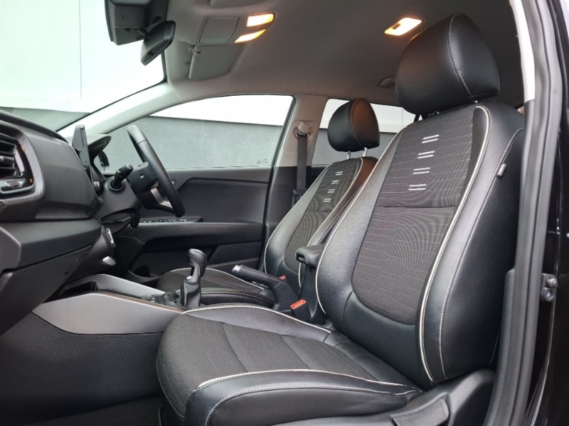 Used Kia Stonic 2022 for sale - 77611214: Photo 5