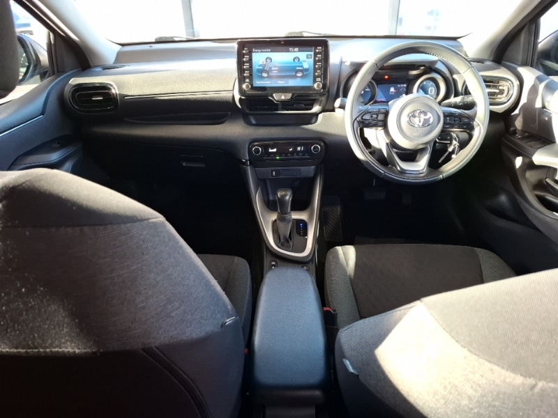 Used Toyota Yaris 2022 for sale - 77874650: Photo 2