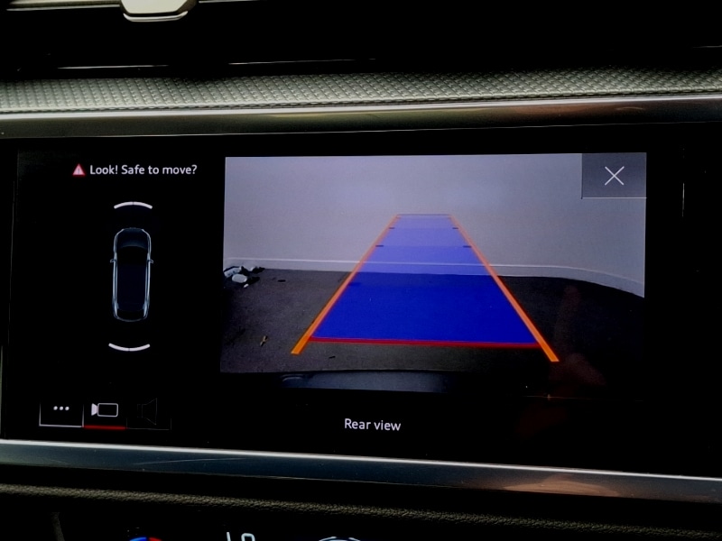 Used Audi Q3 2023 for sale - 76709054: Photo 11