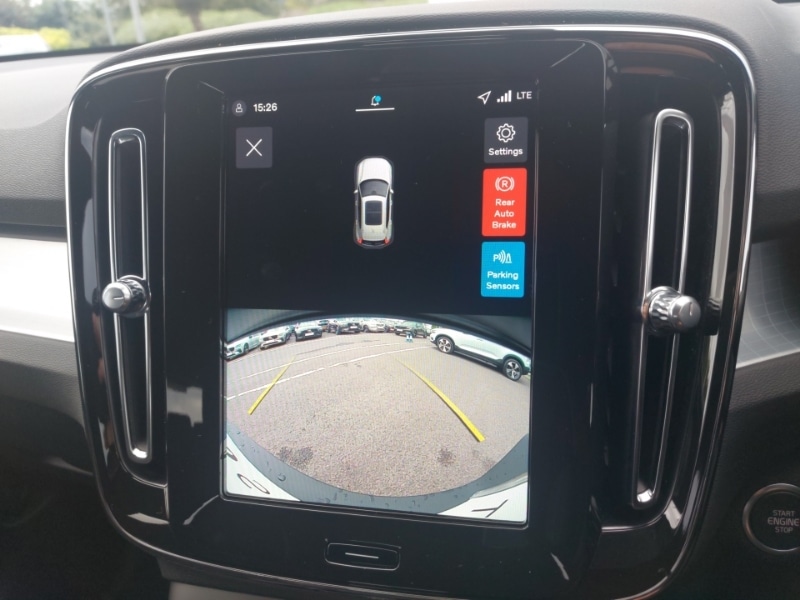 Used Volvo XC40 2025 for sale - 76325225: Photo 11