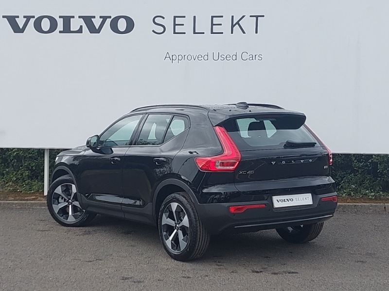Used Volvo XC40 2025 for sale - 76325225: Photo 3