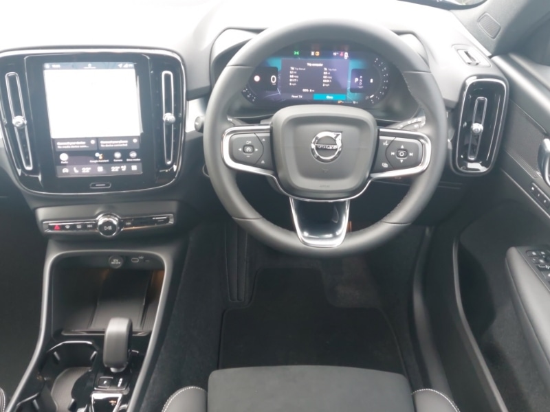Used Volvo XC40 2025 for sale - 76325225: Photo 7
