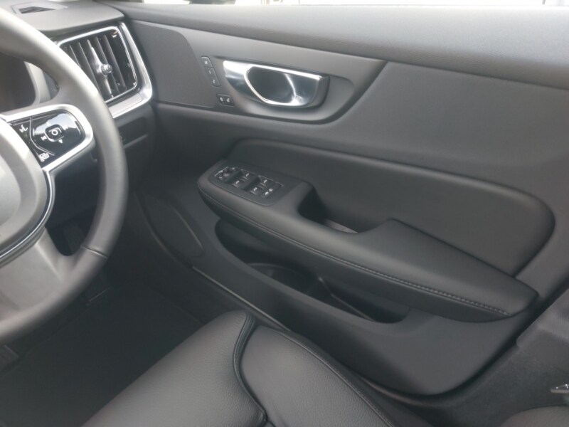 Used Volvo V60 2025 for sale - 77817819: Photo 10