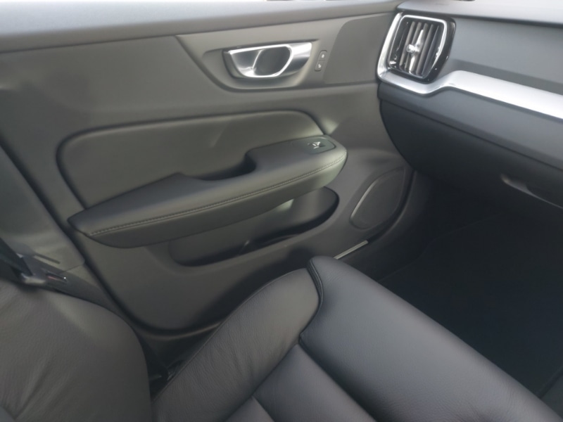 Used Volvo V60 2025 for sale - 77817819: Photo 11