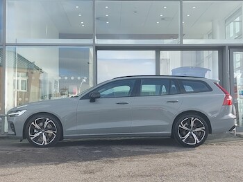 Used Volvo V60 2025 for sale - 77817819: Photo