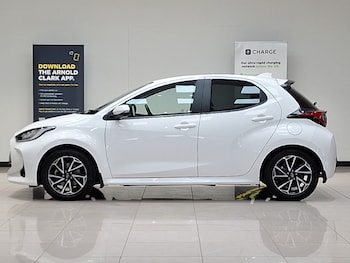 Used Toyota Yaris 2022 for sale - 77954967: Photo