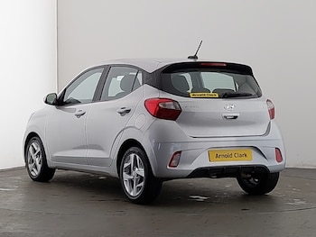 Used Hyundai i10 2021 for sale - 78724102: Photo