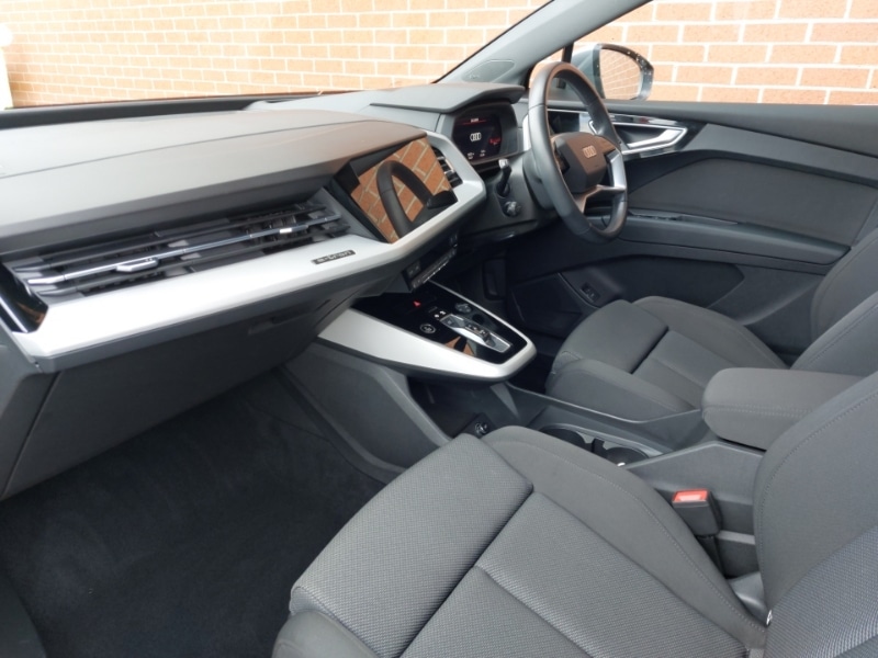 Used Audi Q4 e-tron 2023 for sale - 76180452: Photo 5