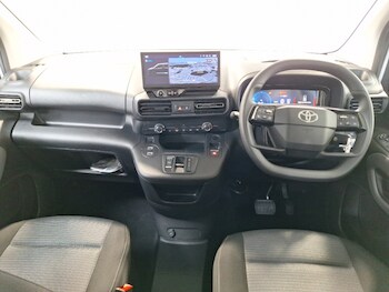 Used Toyota PROACE CITY Verso 2025 for sale - 76726671: Photo