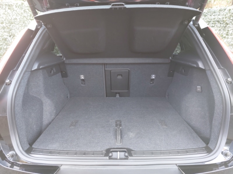 Used Volvo XC40 2024 for sale - 76320895: Photo 8