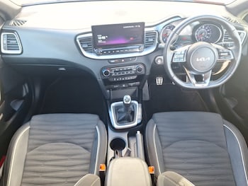 Used Kia Ceed 2022 for sale - 76682790: Photo