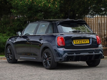 Used MINI Hatch 2022 for sale - 78381332: Photo