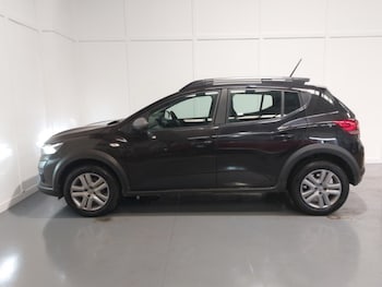 Used Dacia Sandero Stepway 2023 for sale - 78643301: Photo