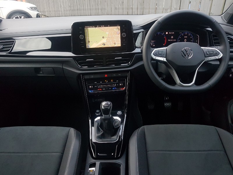 Used Volkswagen T-Roc 2025 for sale - 77938653: Photo 2