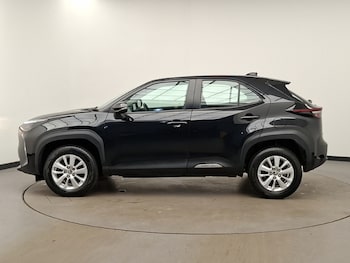 Used Toyota Yaris Cross 2022 for sale - 77449033: Photo