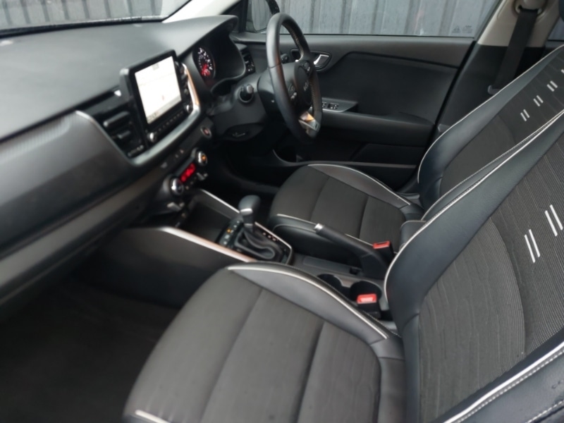 Used Kia Stonic 2024 for sale - 77434022: Photo 5