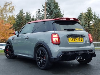 Used MINI Hatch 2022 for sale - 76431392: Photo