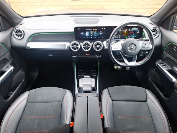 Used Mercedes-Benz EQB 2022 for sale - 76258683: Photo 2