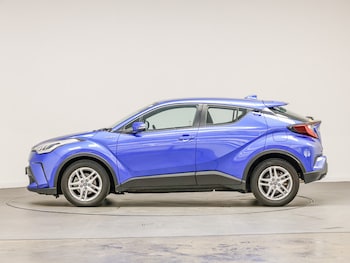 Used Toyota C-HR 2021 for sale - 76540638: Photo